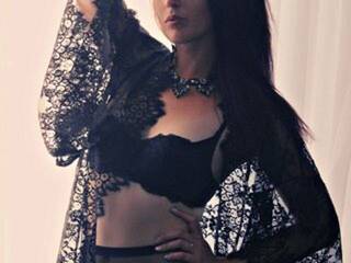 צ'אט וידאו ארוטי --FRUIT--