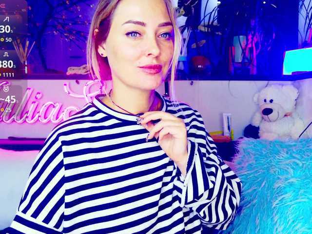 צילומי מסך משודרים _JuliaSpace_