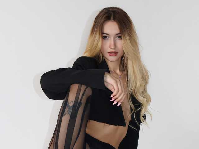 תמונה של הפרופיל -Lana-Chester-