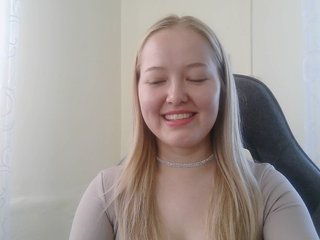 צ'אט וידאו ארוטי -Sweet-smile-