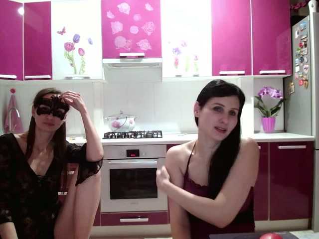 צילומי מסך משודרים -TwiXXX-