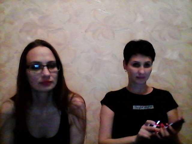 צילומי מסך משודרים -TwiXXX-