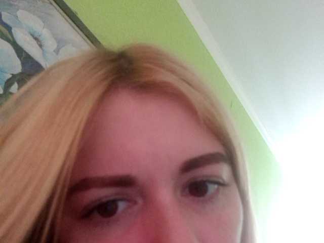 צילומי מסך משודרים Brenda_Kiska