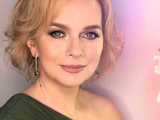 צ'אט וידאו ארוטי ametist18