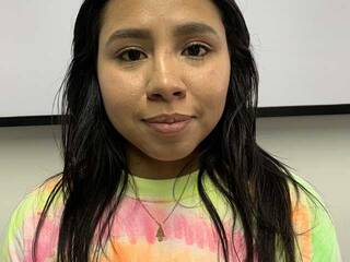 צ'אט וידאו ארוטי aaliyah-lee