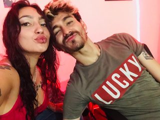 צ'אט וידאו ארוטי Aaronandelizabeth