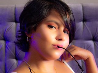 צ'אט וידאו ארוטי AbellaSmith