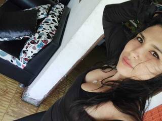 צ'אט וידאו ארוטי abigailgomez