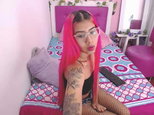 תמונות AbigaiLMonroe Welcome to my room enjoy my show