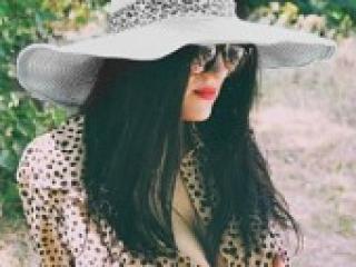 צ'אט וידאו ארוטי adel7