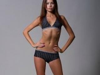 צ'אט וידאו ארוטי adelia