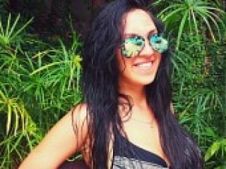 צ'אט וידאו ארוטי adeliay