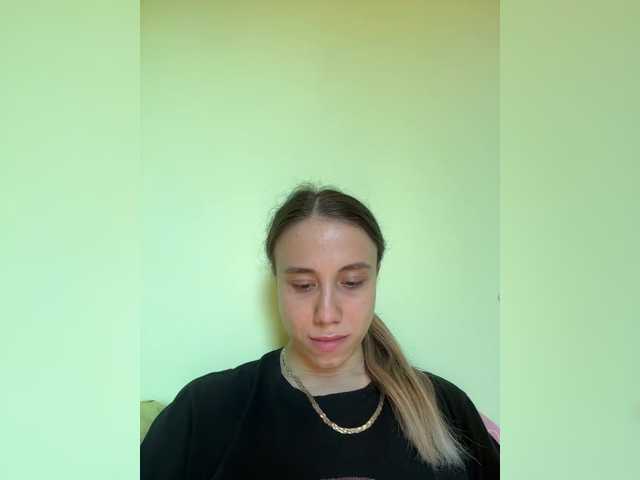 צילומי מסך משודרים AdelinaKiskina