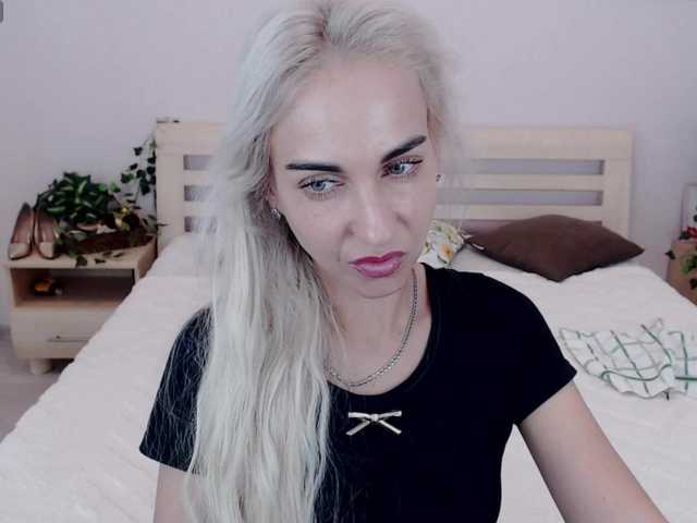 תמונות AdelinJensen HI GUYS, WELCOME IN MY ROOM! SWEET AND SEXY WOMAN IS WAITING ON YOU. LET'S ENJOY TOGETHER!