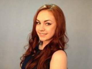 צ'אט וידאו ארוטי adelinn