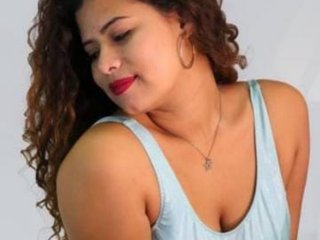 צ'אט וידאו ארוטי Adelle32