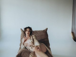 צ'אט וידאו ארוטי AdelRay