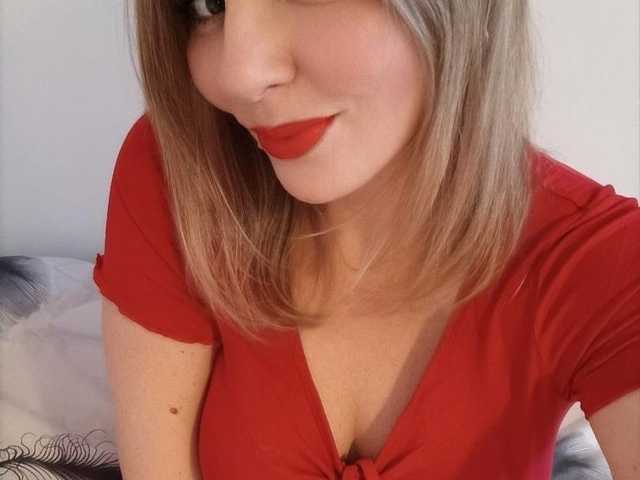 תמונה של הפרופיל AdriannaLove