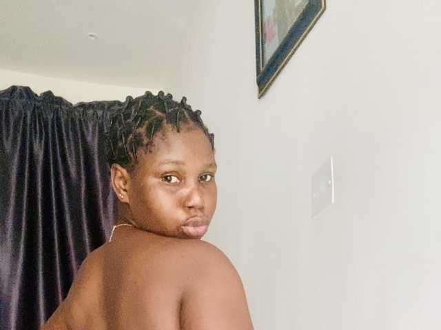 תמונה של הפרופיל AfricanQueen90