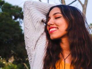 צ'אט וידאו ארוטי afroditagods