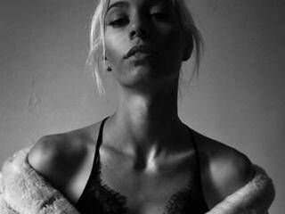 צ'אט וידאו ארוטי AgataHawk