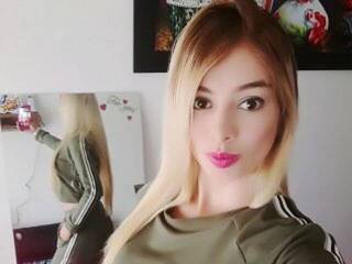 צ'אט וידאו ארוטי AgnetaFloros