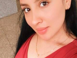 צ'אט וידאו ארוטי Ahdia-Kumar