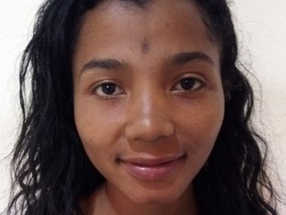 צ'אט וידאו ארוטי Aichaxxl