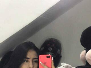 צ'אט וידאו ארוטי aitana-012