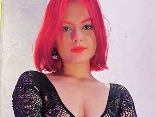 צ'אט וידאו ארוטי AkaameGakill