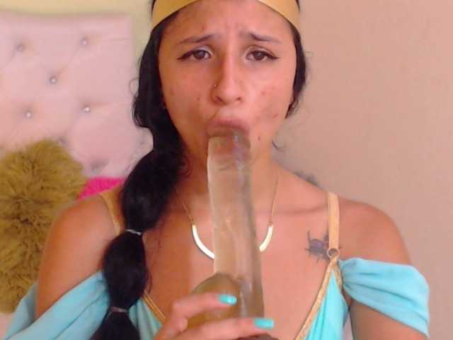 צילומי מסך משודרים AlanaMiller