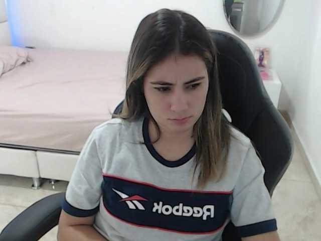 צילומי מסך משודרים Alanaperry