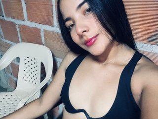 צ'אט וידאו ארוטי AlanaSweet