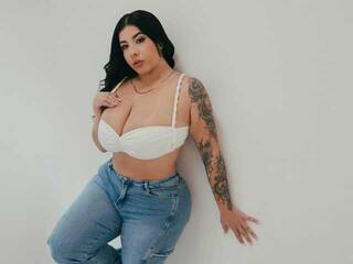 צ'אט וידאו ארוטי AlanaWade