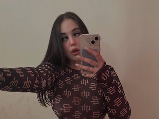 צ'אט וידאו ארוטי AlbertaLuccian