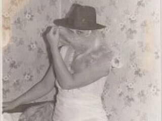 צ'אט וידאו ארוטי alechka555