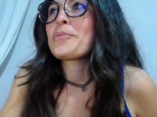 צ'אט וידאו ארוטי alexandra_94