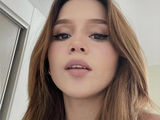 צ'אט וידאו ארוטי Alexandraaa1