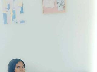 צ'אט וידאו ארוטי AlexandraAdamson