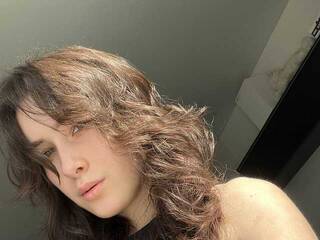 צ'אט וידאו ארוטי alexastay