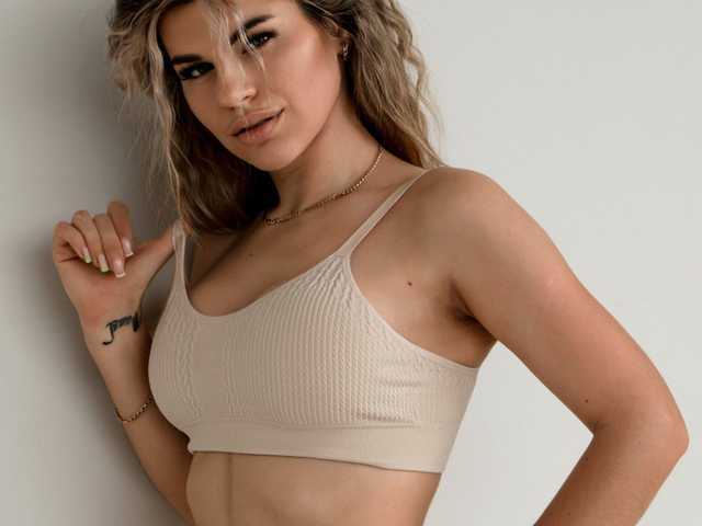 תמונה של הפרופיל AlexaX7