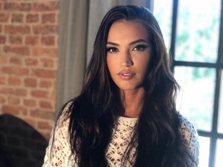 צ'אט וידאו ארוטי AlexisLovee