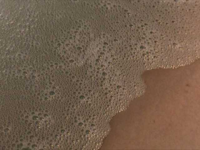 צילומי מסך משודרים Alianakiss