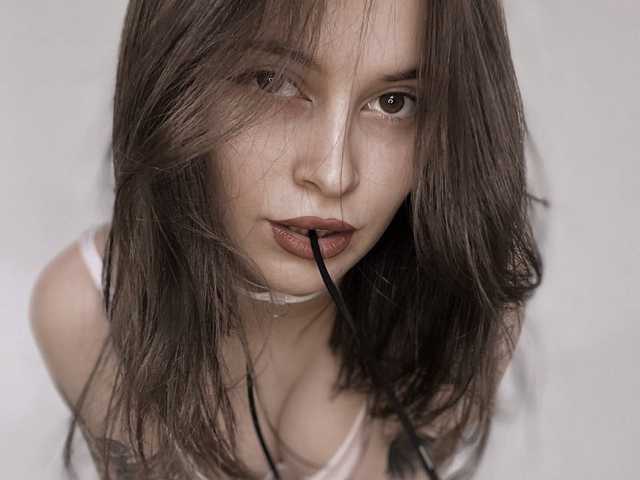 תמונה של הפרופיל AliceMonta