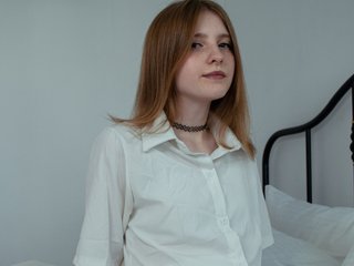 צ'אט וידאו ארוטי AliceCutie