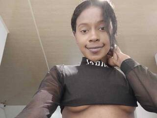 צ'אט וידאו ארוטי aliceelovecl