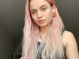 צ'אט וידאו ארוטי Aliceggwp