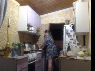 צ'אט וידאו ארוטי AliceLaKatana