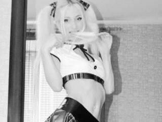 צ'אט וידאו ארוטי AliceLips