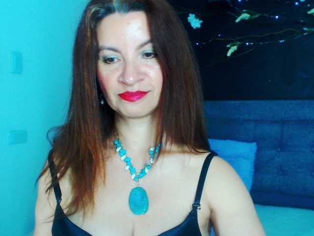 צילומי מסך משודרים alicemiller13